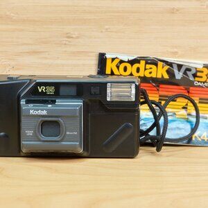 Vintage Kodak VR35 35mm Film Camera, Point & Shoot, Made in Hong Kong
